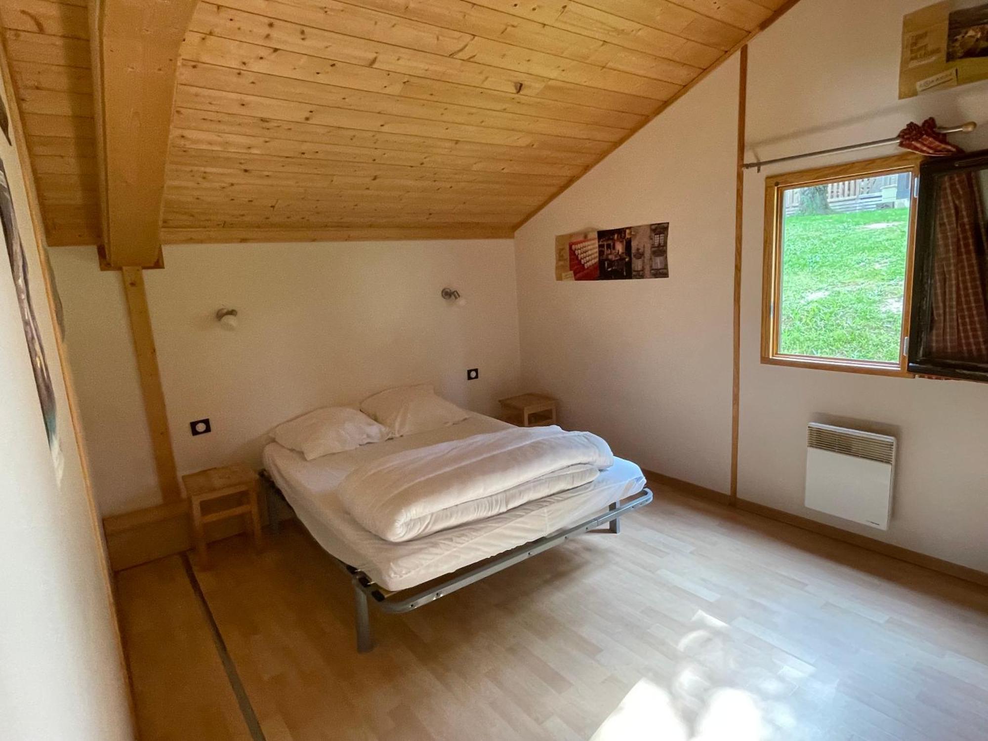 Camping Les Etoiles Saint-Sornin-Lavolps Extérieur photo